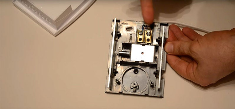 fix door bell in Garnet